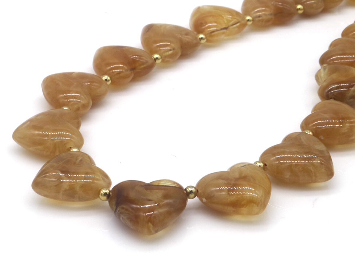 D-B1.2 N2582-002-4 S. Steel Necklace 40-45 cm Acrylic Hearts Brown