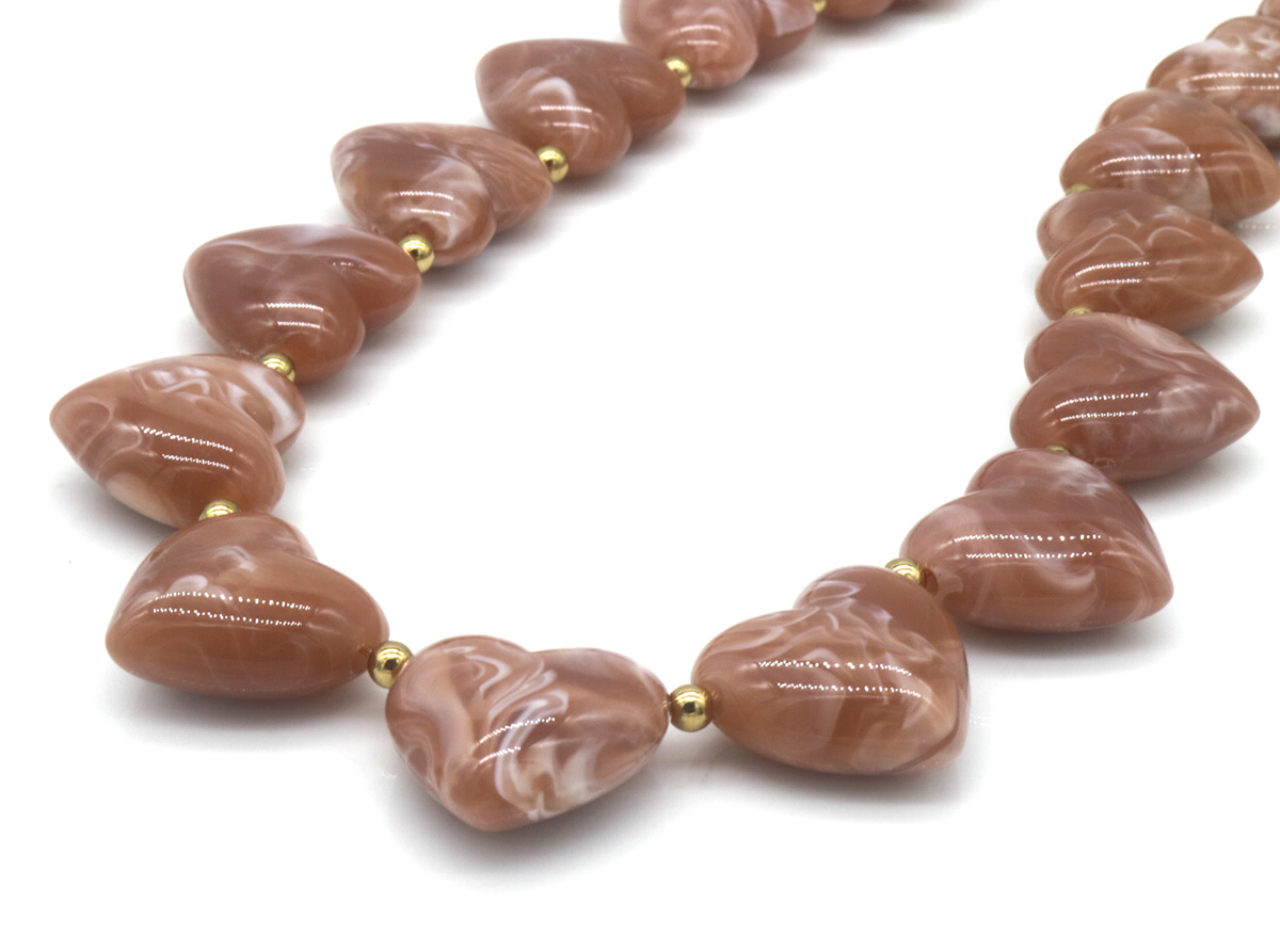 C-B1.1  N2582-002-3 S. Steel Necklace 40-45 cm Acrylic Hearts Brown