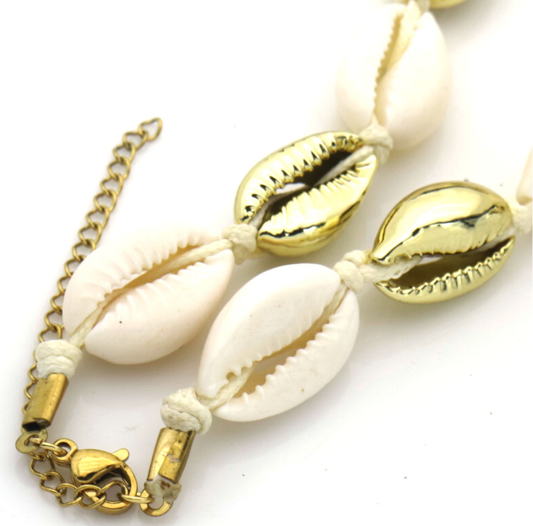 J-E9.2 N938-002-1 Necklace Shells