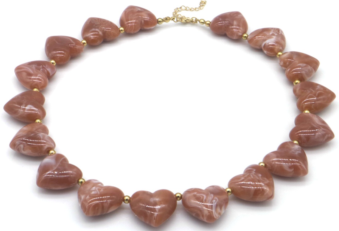 C-B1.1  N2582-002-3 S. Steel Necklace 40-45 cm Acrylic Hearts Brown